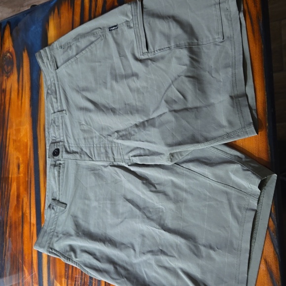 O'Neil Men's Shorts - Picture 9 of 13